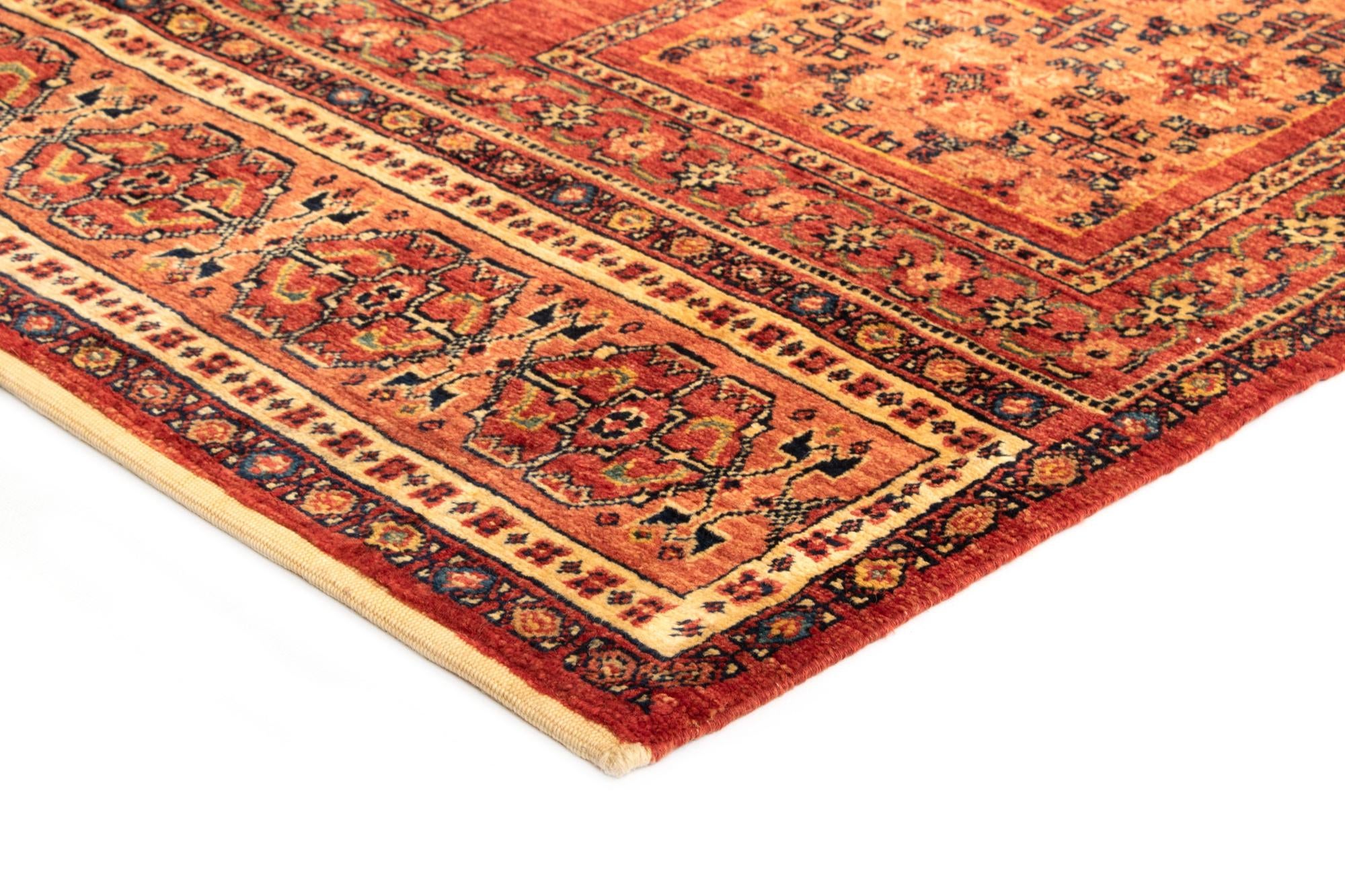4' 10 x 6' 7 Luribaft Wool Rug