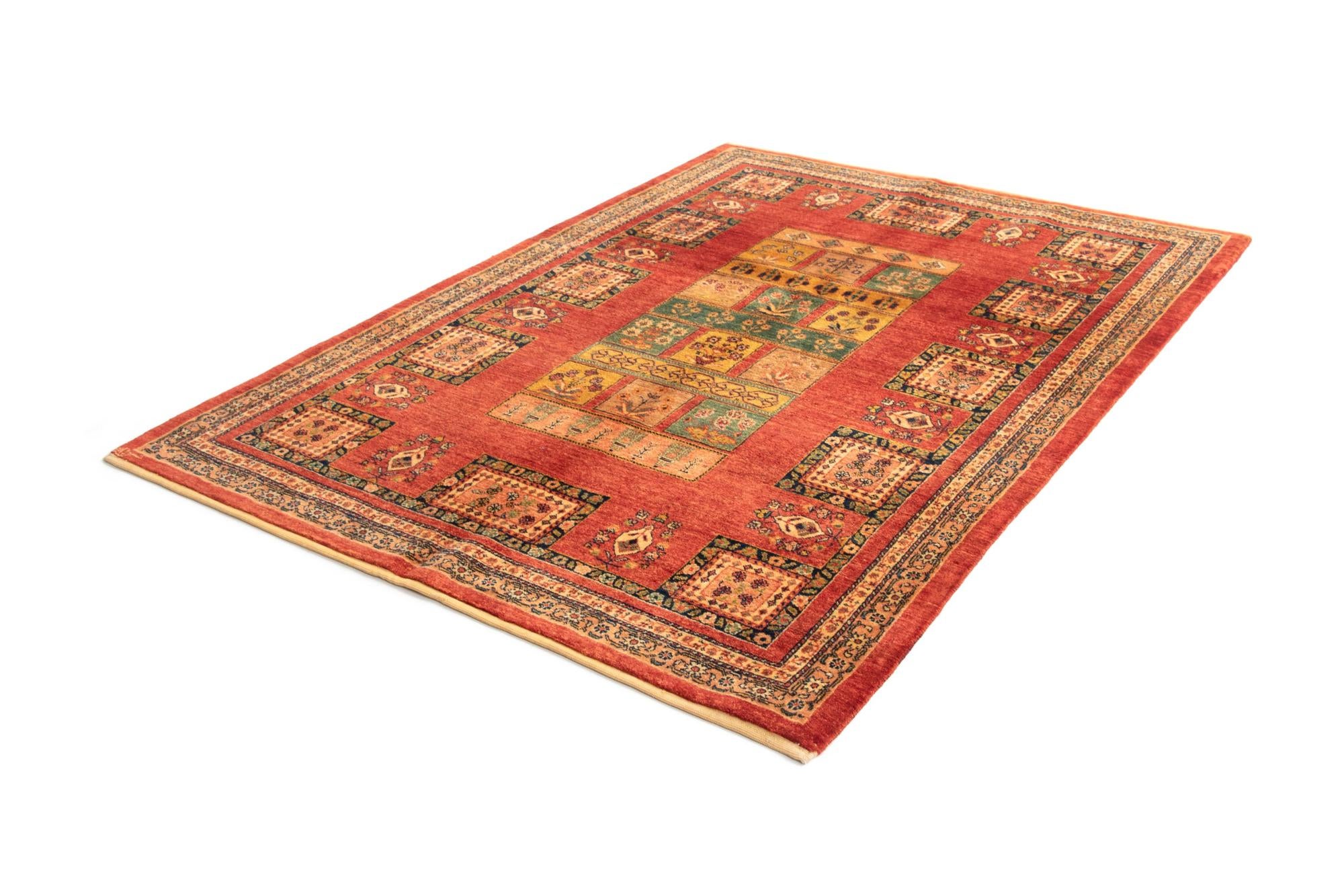 4' 8 x 6' 8 Luribaft Wool Rug