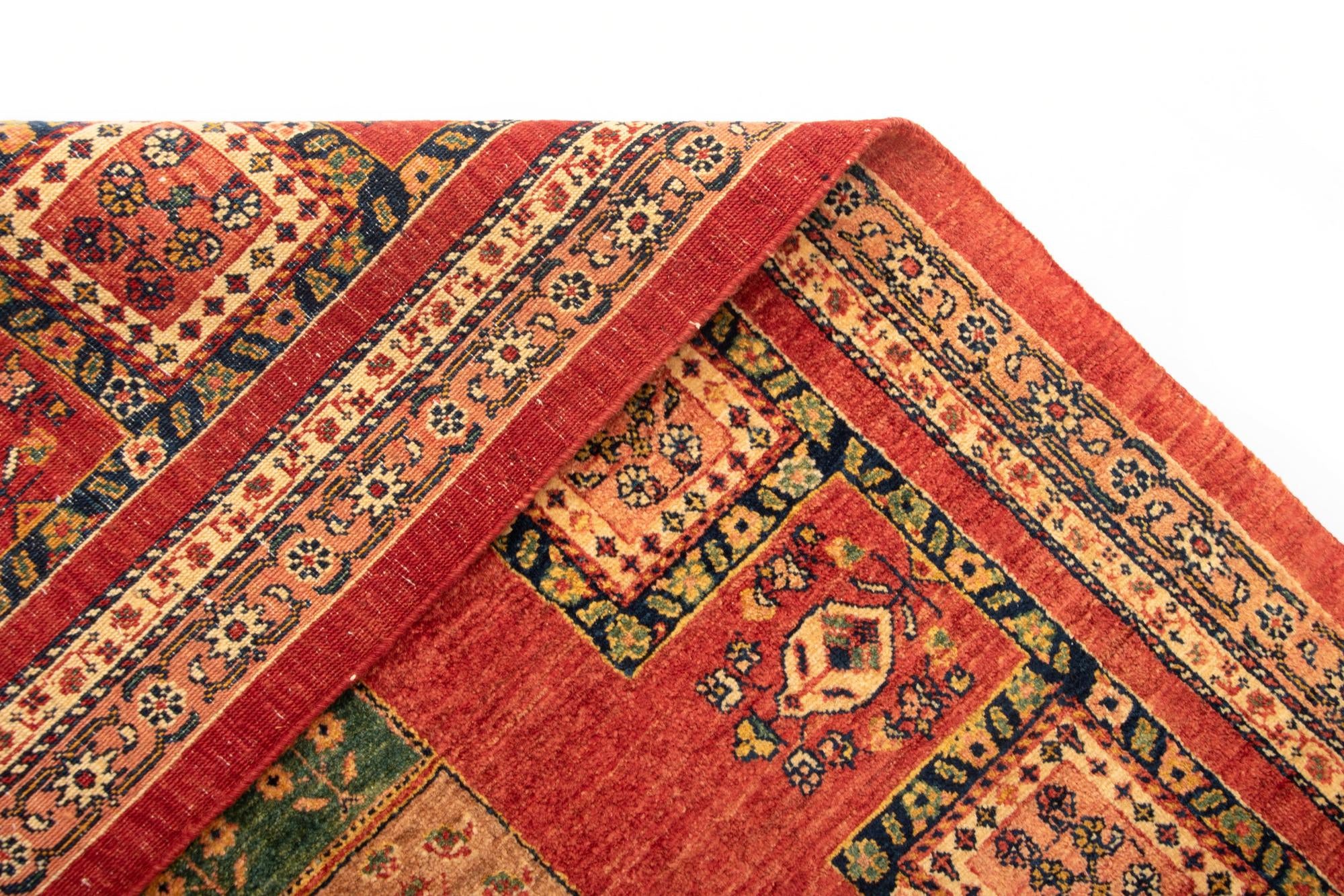 4' 8 x 6' 8 Luribaft Wool Rug