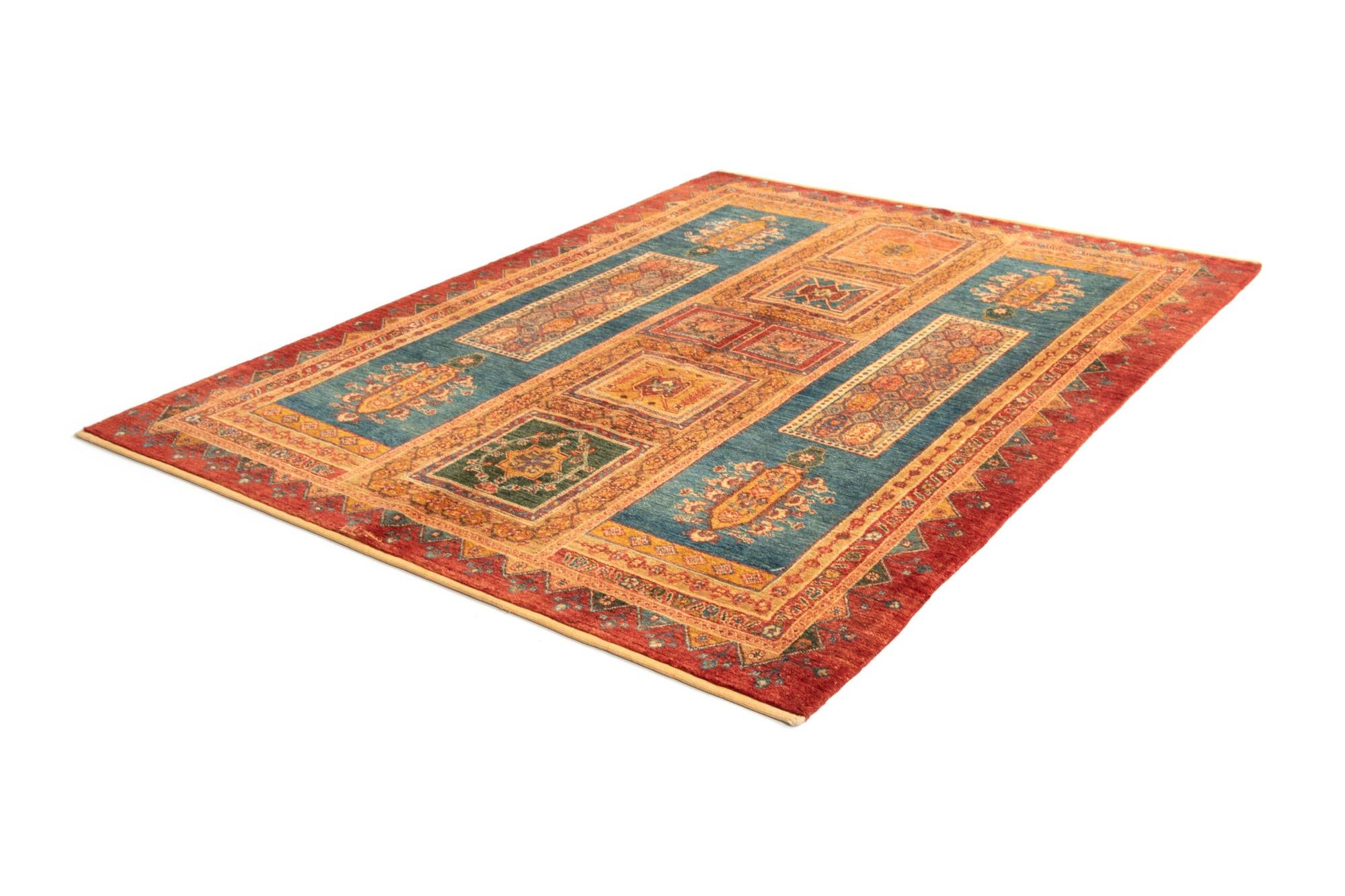 4' 11 x 6' 9 Luribaft Wool Rug