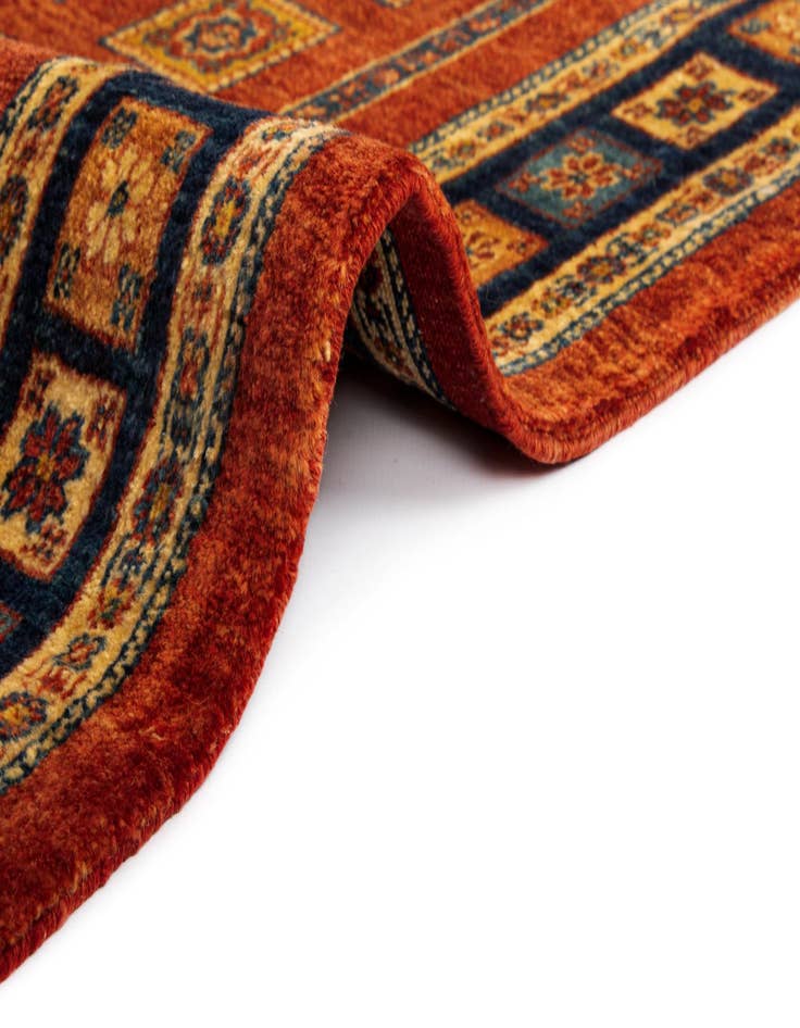 Detail image of 4' 9 x 7' 5 Luribaft Wool Rug