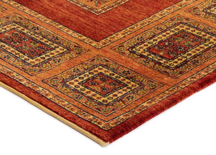 Detail image of 5' 7 x 7' 7 Luribaft Wool Rug