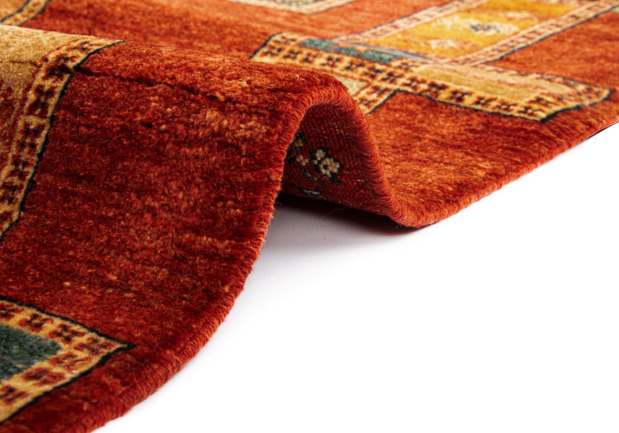 5' 9 x 8' Luribaft Wool Rug