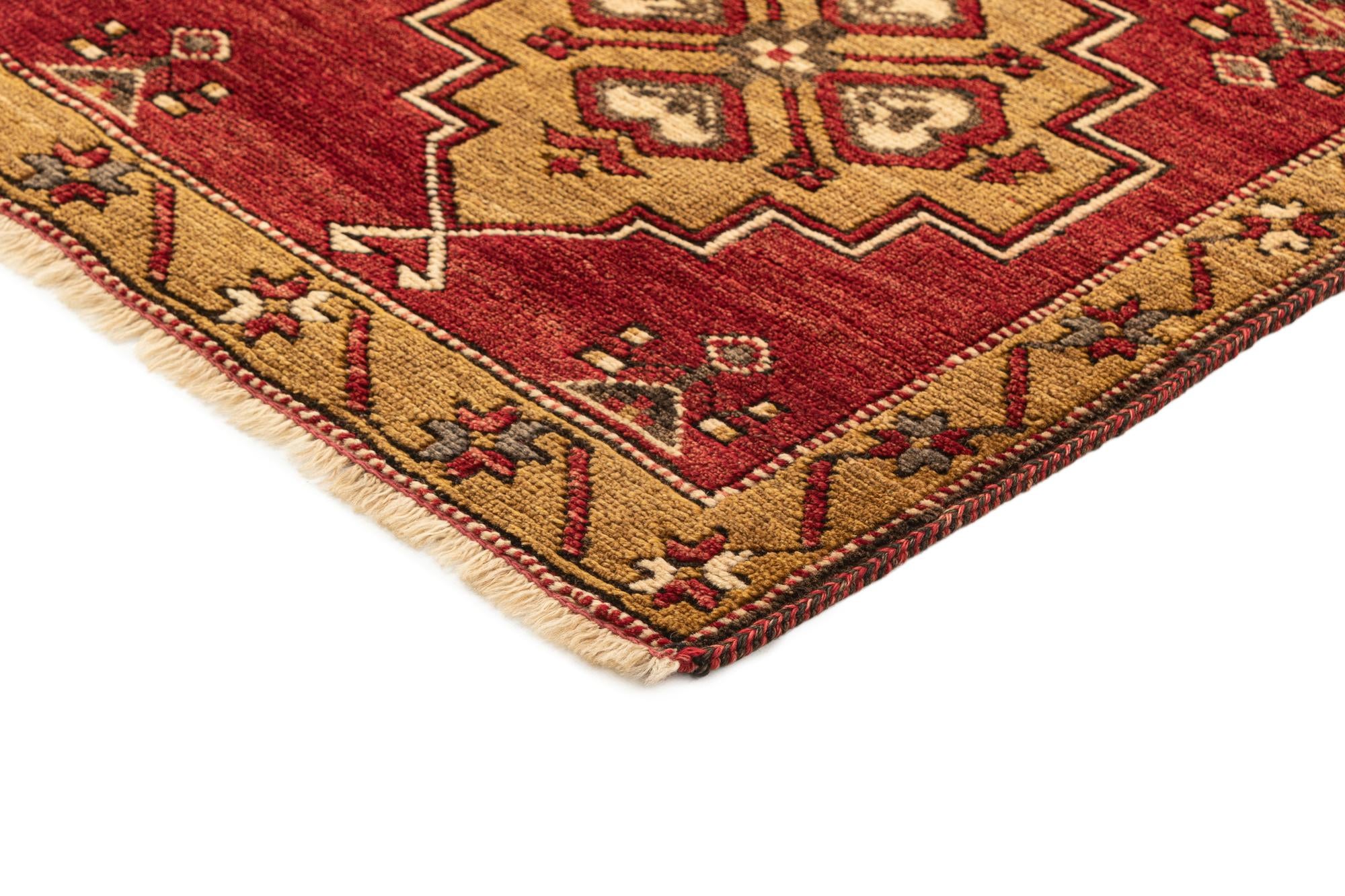 3' 4 x 6' 5 Hand Knotted Malayer Wool Rug