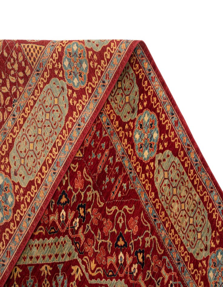 Detail image of 9' 9 x 15' 7 Mamluk Wool Rug