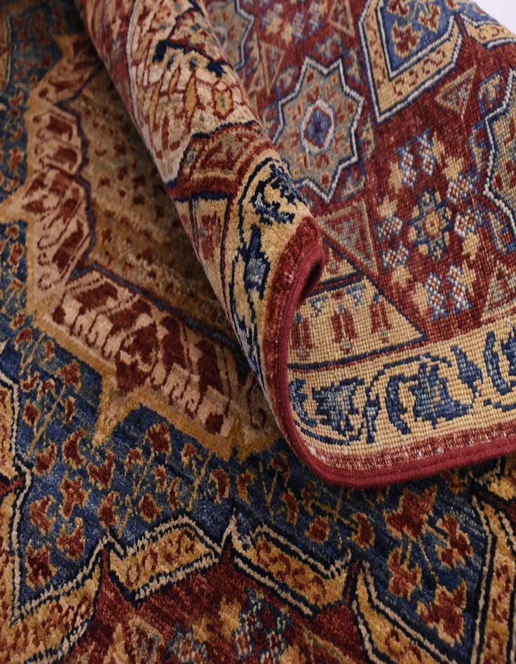 Detail image of 2' 11 x 4' 2 Mamluk Wool Rug
