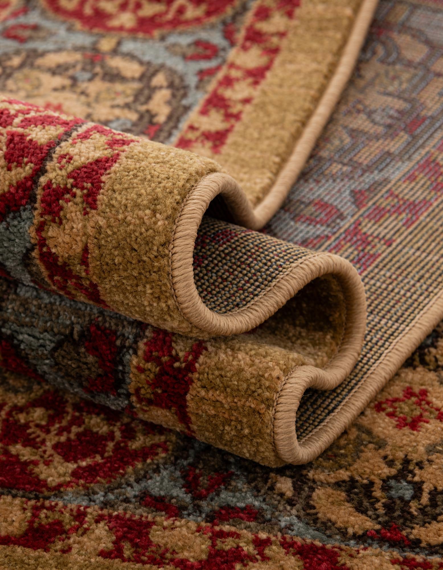 3' 3 x 5' 3 Mamluk Rug