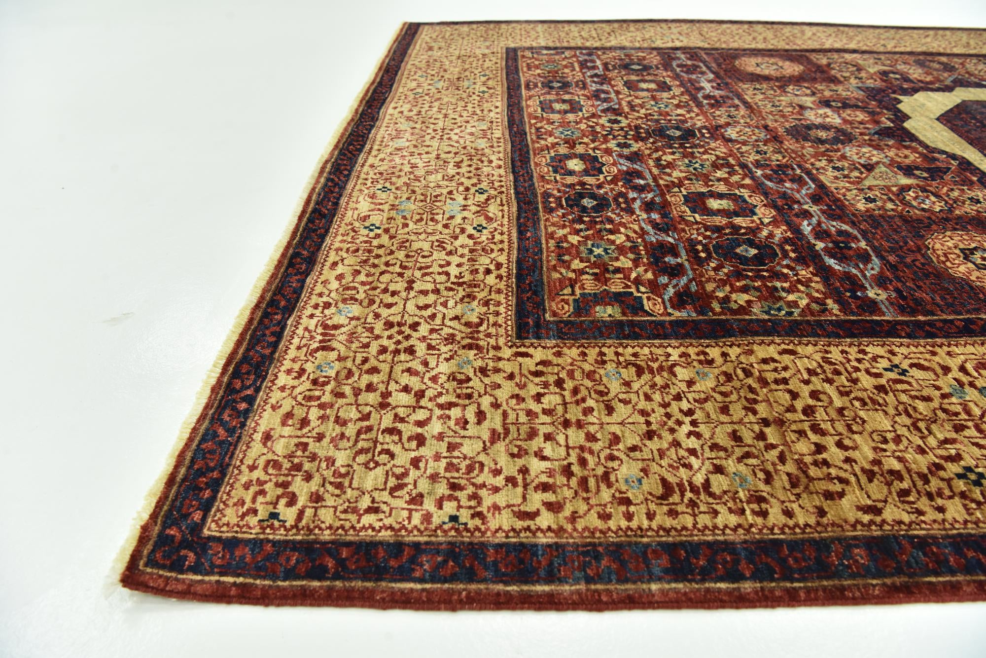 6' x 9' Hand Knotted Mamluk Ziegler Rug