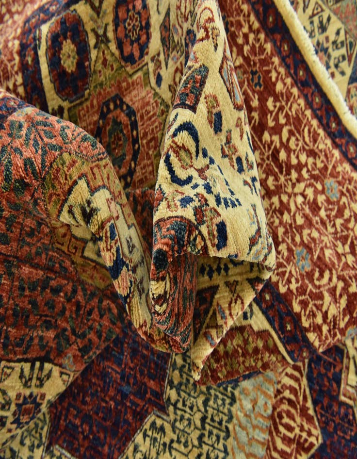 Detail image of 8' x 9' 11  Hand Knotted Mamluk Ziegler Rug