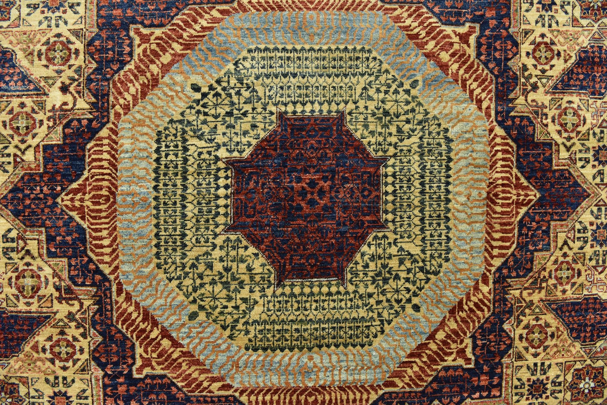 8' x 9' 11 Hand Knotted Mamluk Ziegler Rug