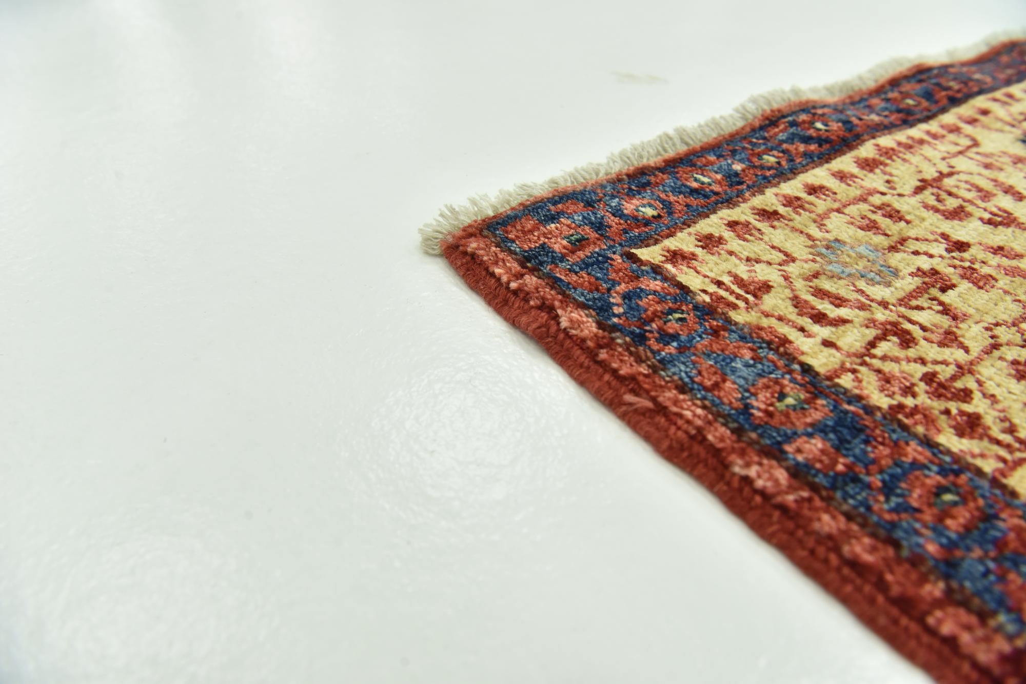 6' 2 x 8' 8 Hand Knotted Mamluk Ziegler Rug
