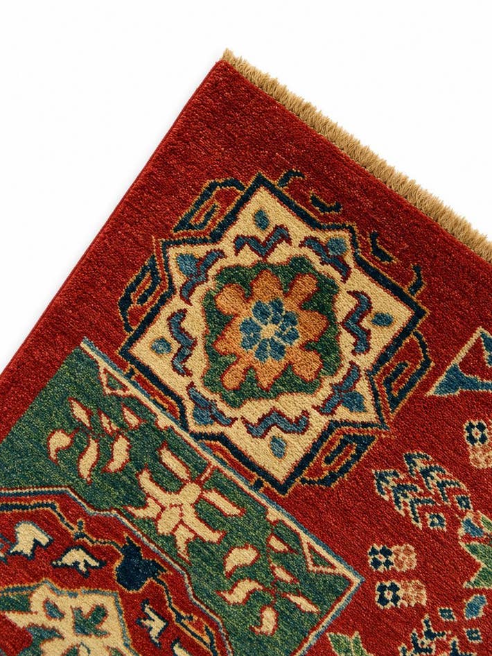 Detail image of 5' 5 x 8' Hand Knotted Mamluk Ziegler Rug