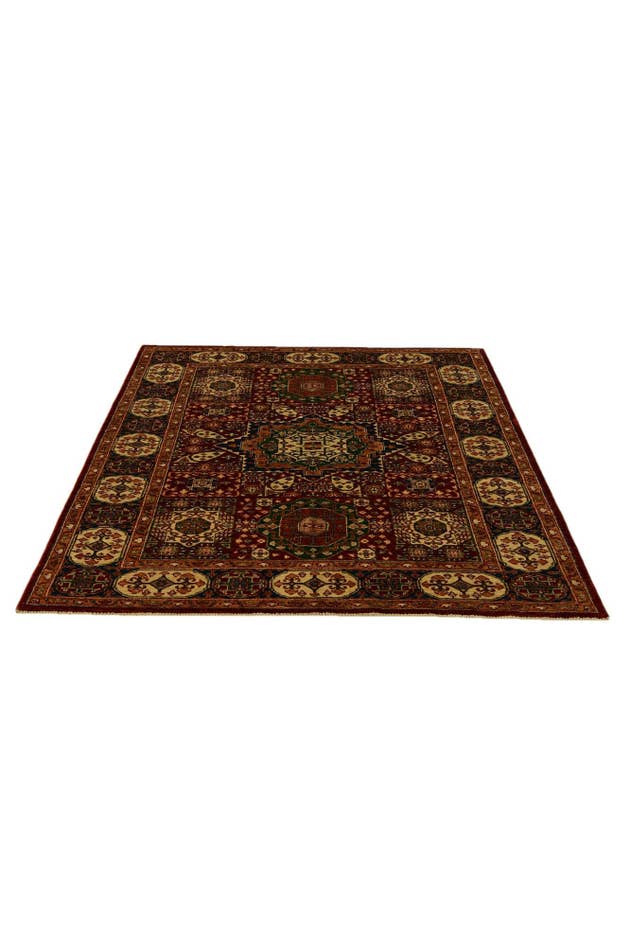 Detail image of 5' 2 x 6' 9 Hand Knotted Mamluk Ziegler Rug