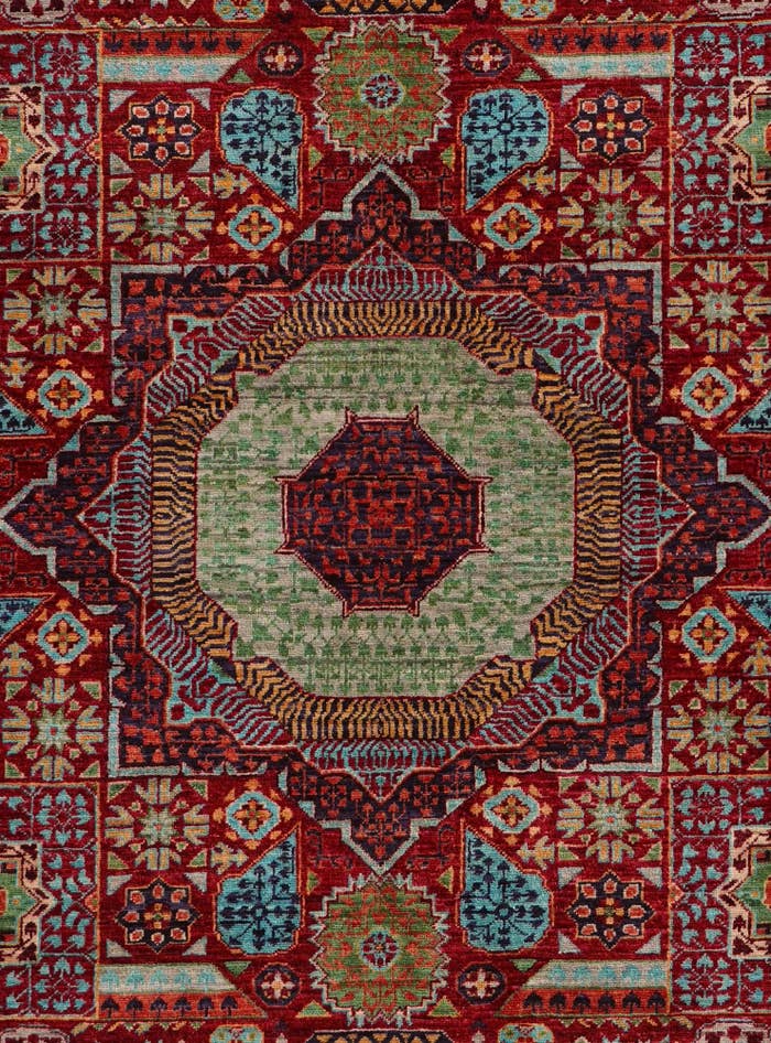 Detail image of 4' 11 x 6' 5 Hand Knotted Mamluk Ziegler Rug