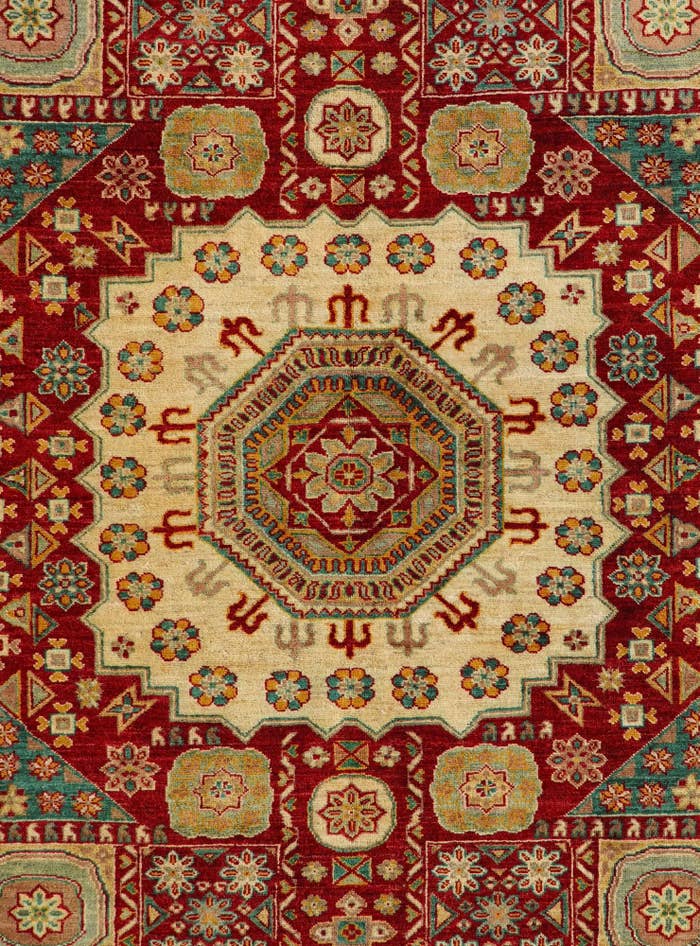 Detail image of 5' 6 x 7' 9 Hand Knotted Mamluk Ziegler Rug