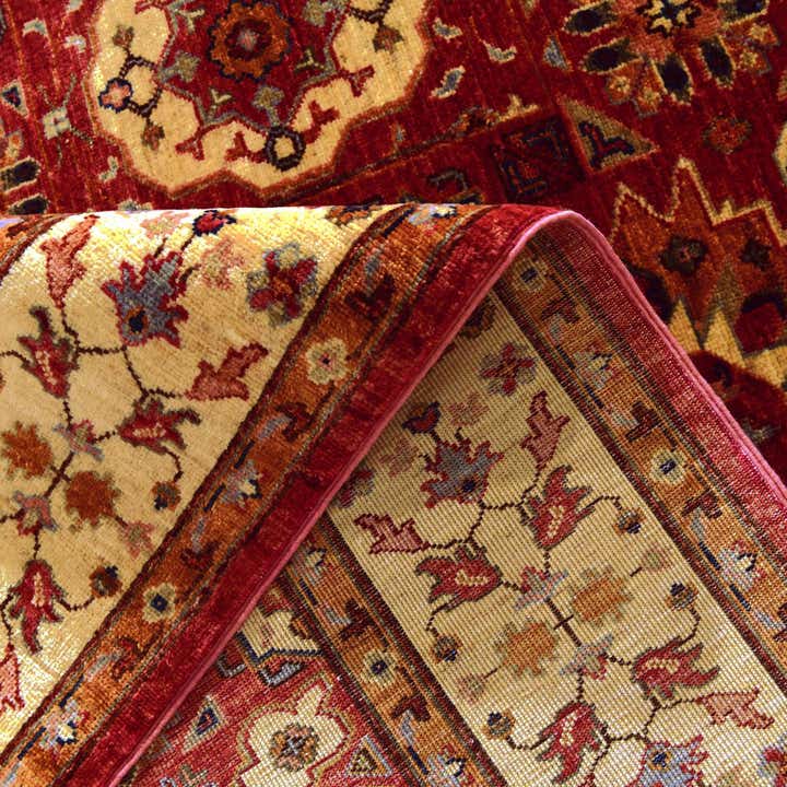 5' x 6' 9 Hand Knotted Mamluk Ziegler Rug