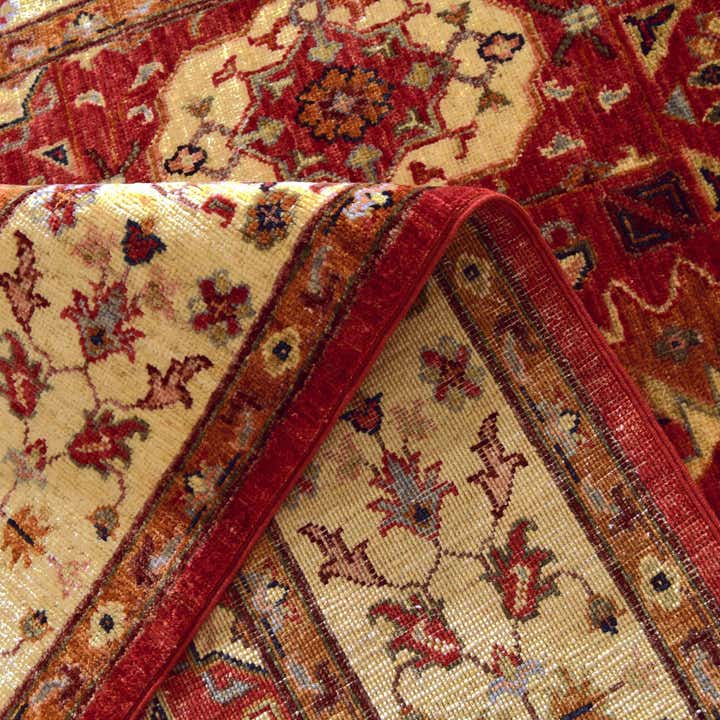 5' x 7' 7 Hand Knotted Mamluk Ziegler Rug