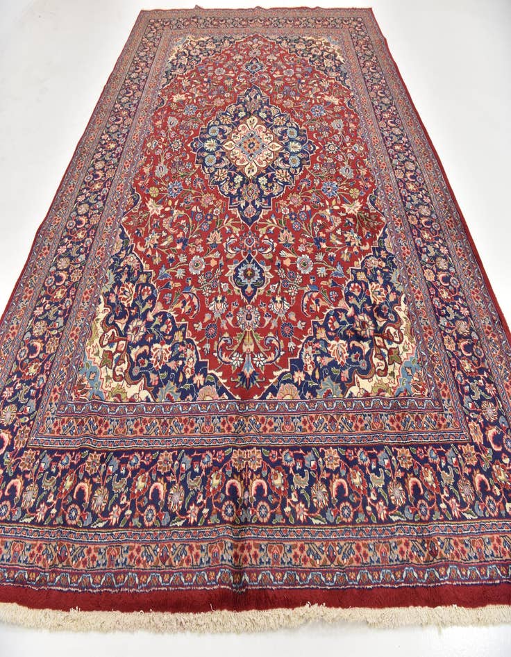 Detail image of 9' 7 x 12' 10 Hand Knotted Mashad Persian Wool Rug