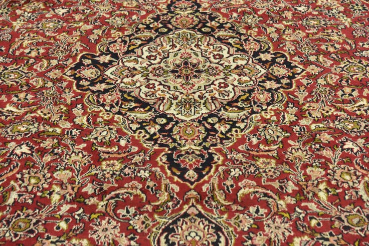 Detail image of 9' 8 x 13' Hand Knotted Mashad Persian Wool Rug