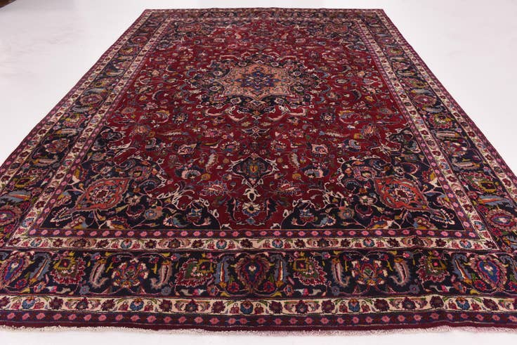 Detail image of 9' 9 x 13' Hand Knotted Mashad Persian Wool Rug
