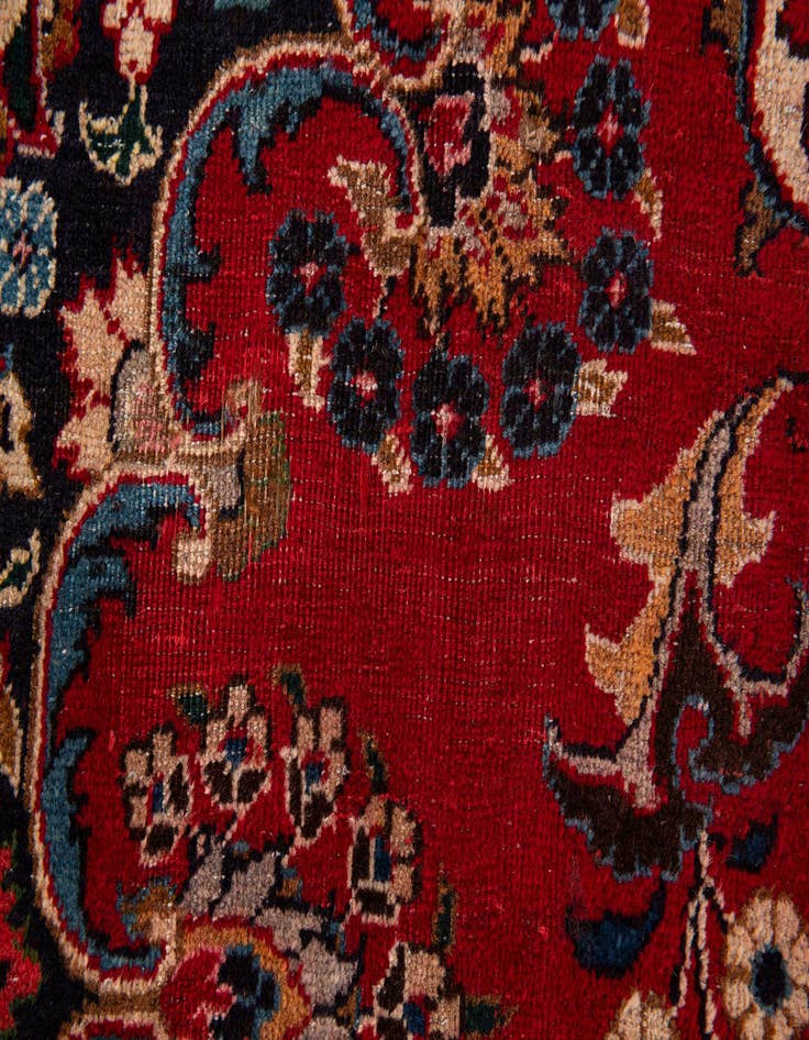 Detail image of 9' 7 x 12' 5 Mashad Wool Rug