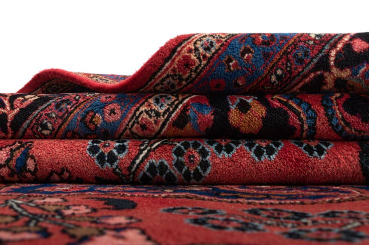 Detail image of 6' 7 x 9' 3 Mashad Wool Rug