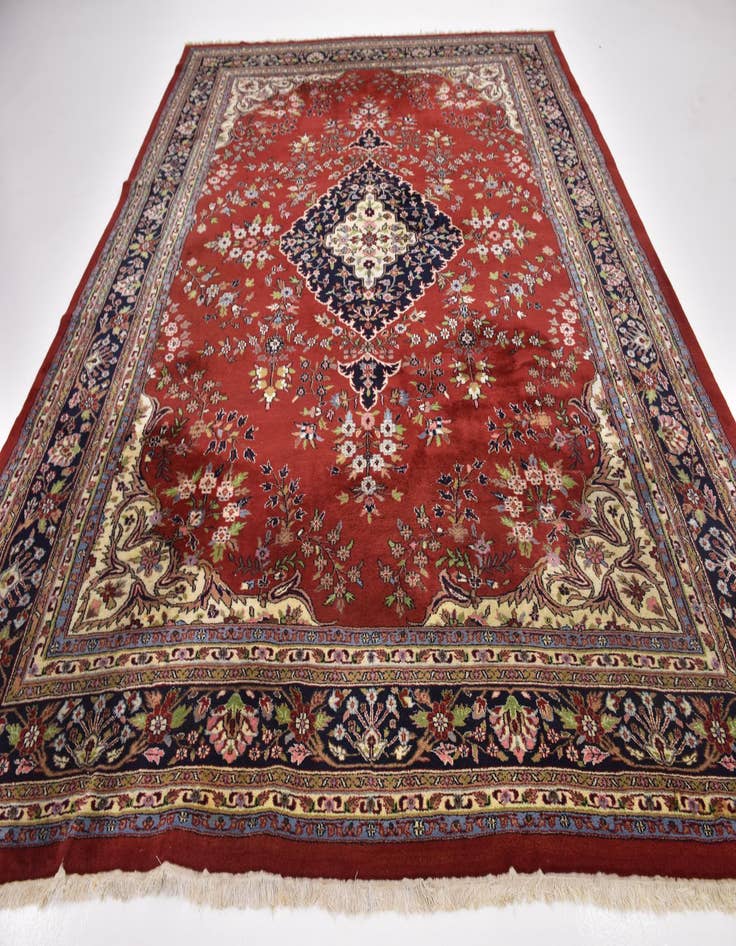 Detail image of 9' 6 x 13'  Hand Knotted Mashad Wool Rug