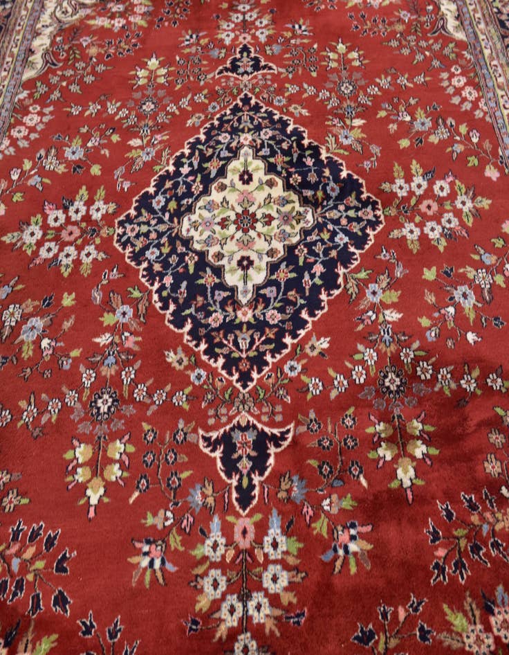 Detail image of 9' 6 x 13'  Hand Knotted Mashad Wool Rug
