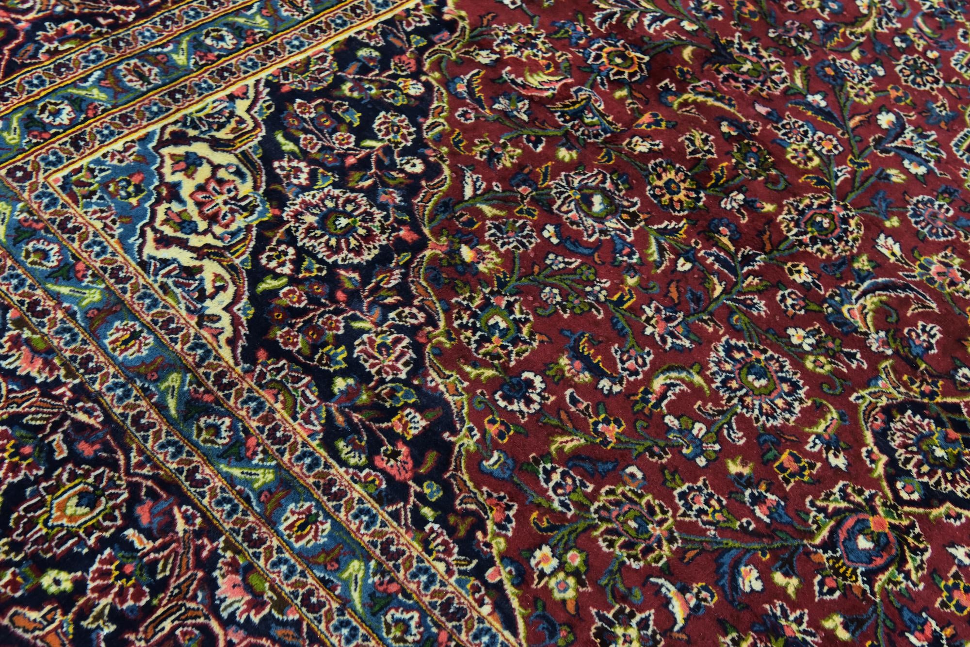 9' 10 x 12' 10 Hand Knotted Mashad Persian Wool Rug