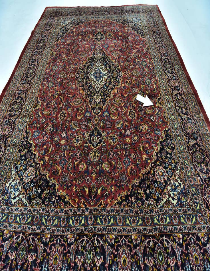 Detail image of 9' 9 x 12' 8  Hand Knotted Mashad Persian Wool Rug