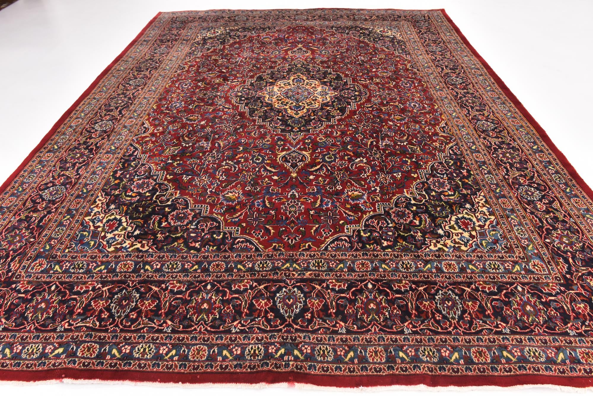9' 10 x 12' 6 Hand Knotted Mashad Persian Wool Rug