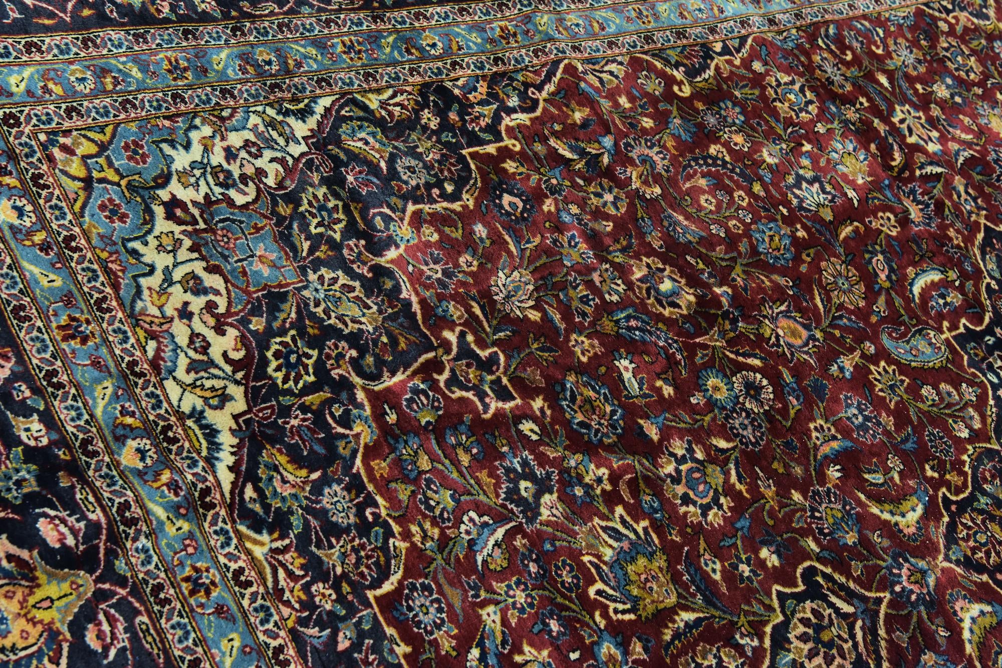 9' 9 x 13' 2 Hand Knotted Mashad Persian Wool Rug