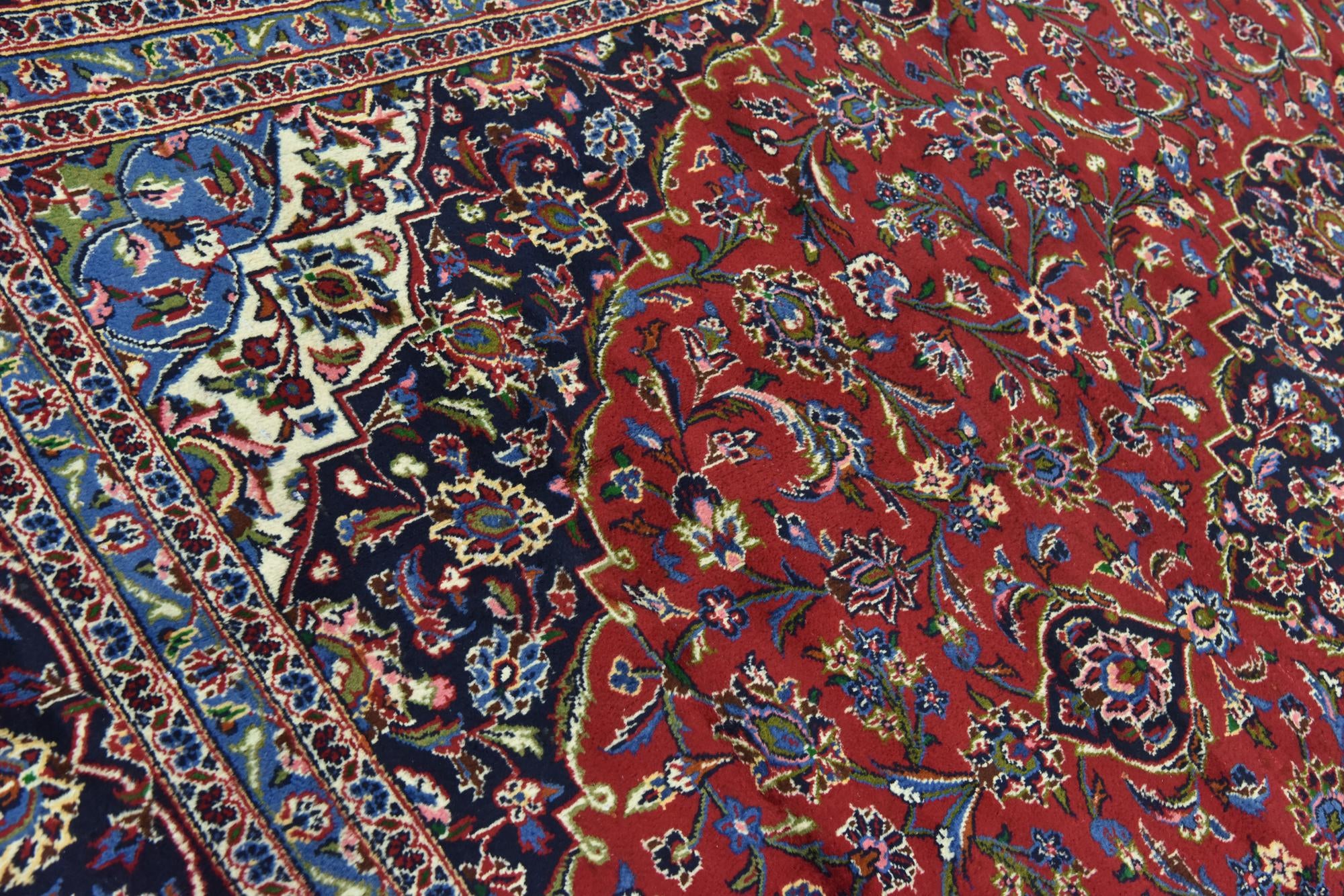 9' 5 x 13' 6 Hand Knotted Mashad Persian Wool Rug
