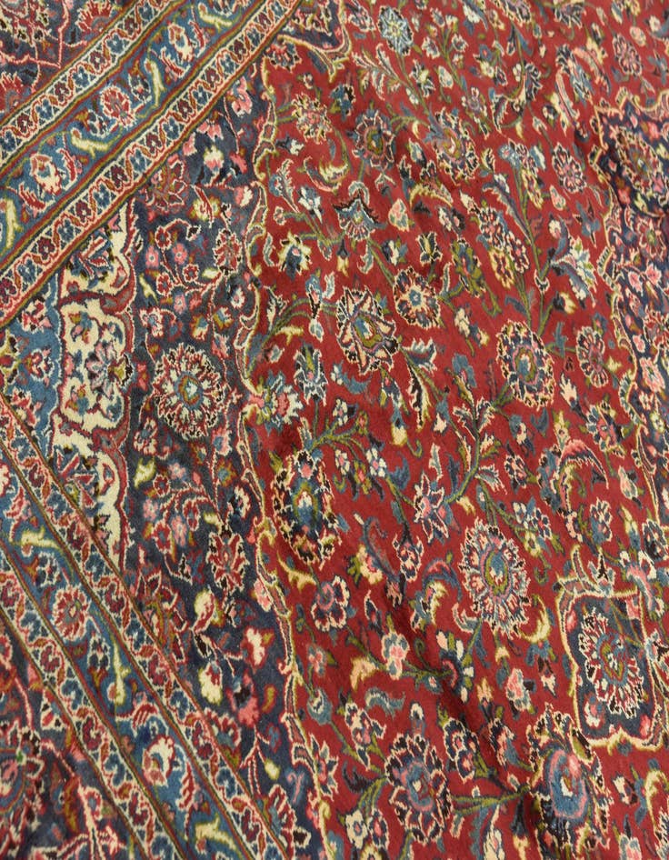 Detail image of 9' 8 x 12' 10 Hand Knotted Mashad Persian Wool Rug