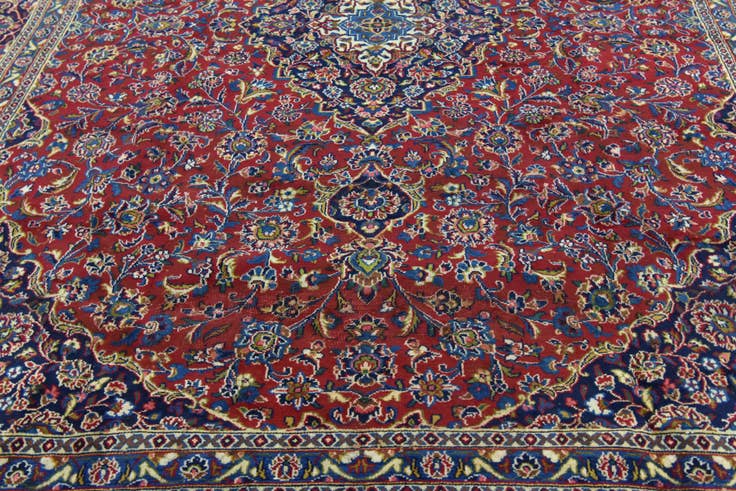 Detail image of 9' 10 x 12' 7 Hand Knotted Mashad Persian Wool Rug