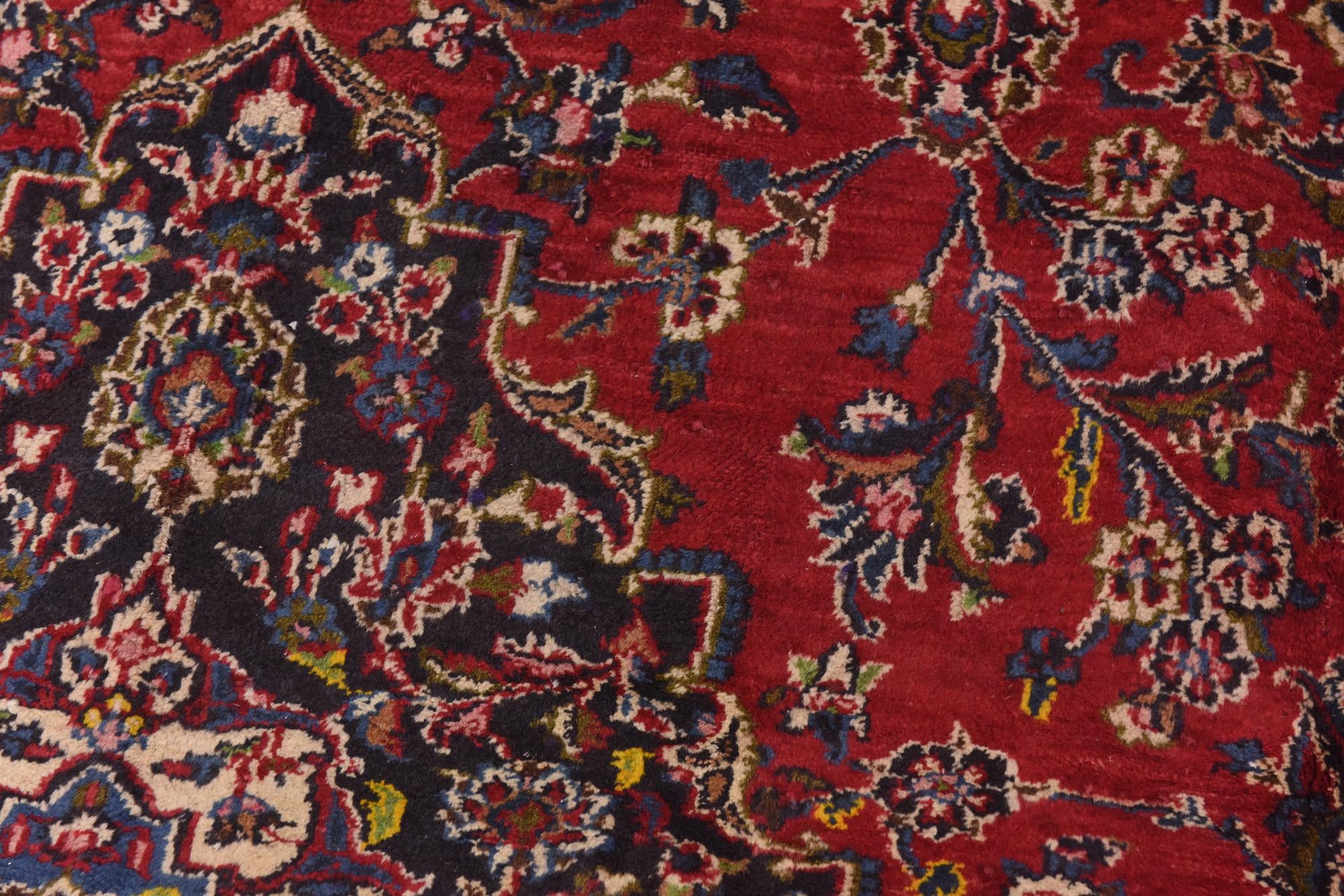 9' 9 x 13' 2 Hand Knotted Mashad Persian Wool Rug
