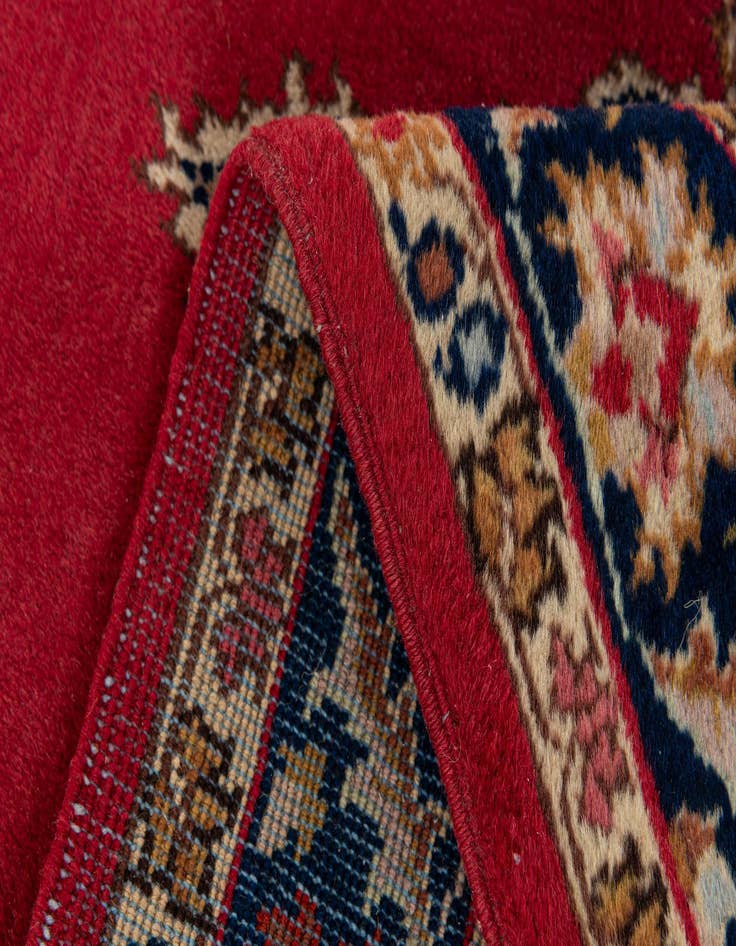 Detail image of 3' 3 x 5' Hand Knotted Mashad Wool Rug