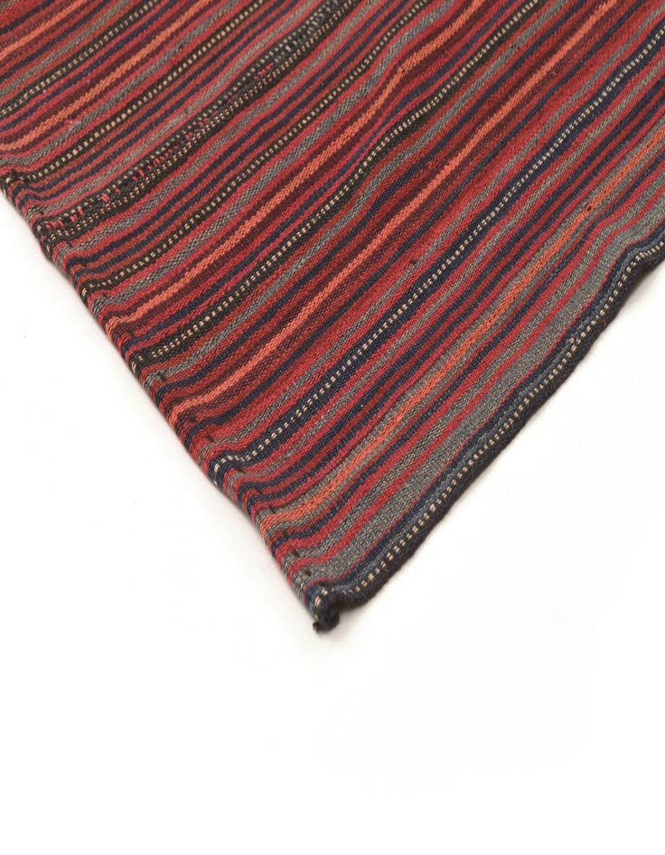 Detail image of 7' 6 x 9' 10 Mazandaran Rug