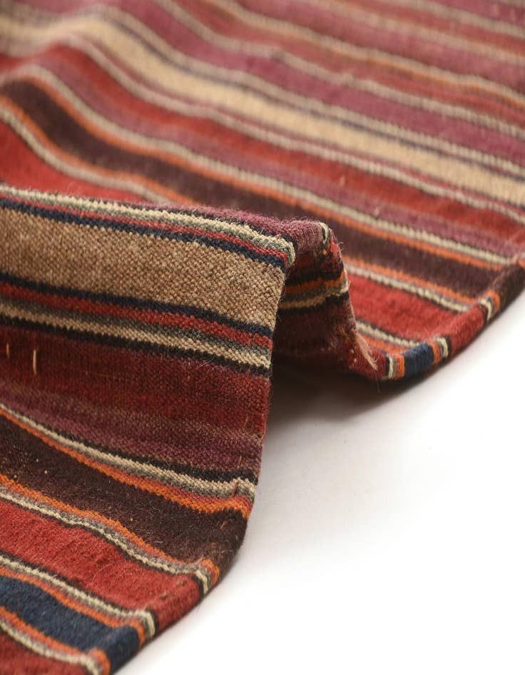 Detail image of 7' 9 x 8' 6 Mazanderan Rug