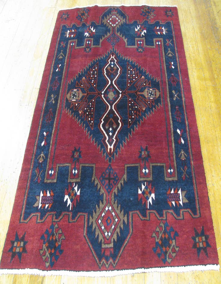 Detail image of 4' 1 x 5' 6 Hand Knotted Mazlaghan Persian Wool Rug