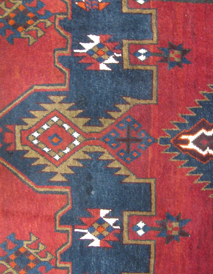 Detail image of 4' 1 x 5' 6 Hand Knotted Mazlaghan Persian Wool Rug