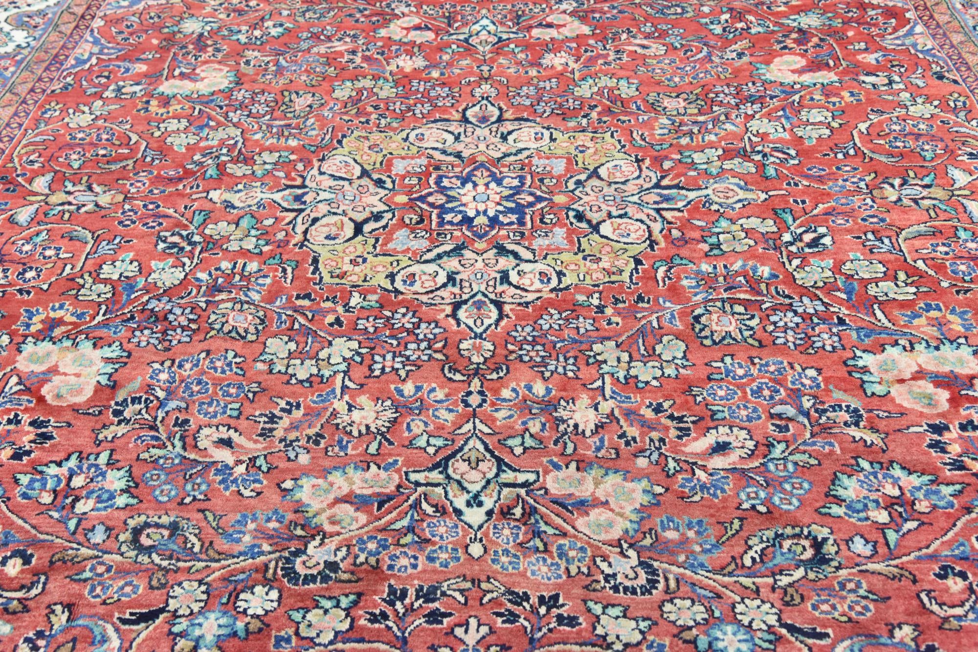 9' 9 x 13' Hand Knotted Meshkabad Persian Wool Rug