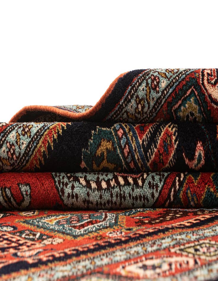 Detail image of 5' 5 x 10' 6 Meskin Rug