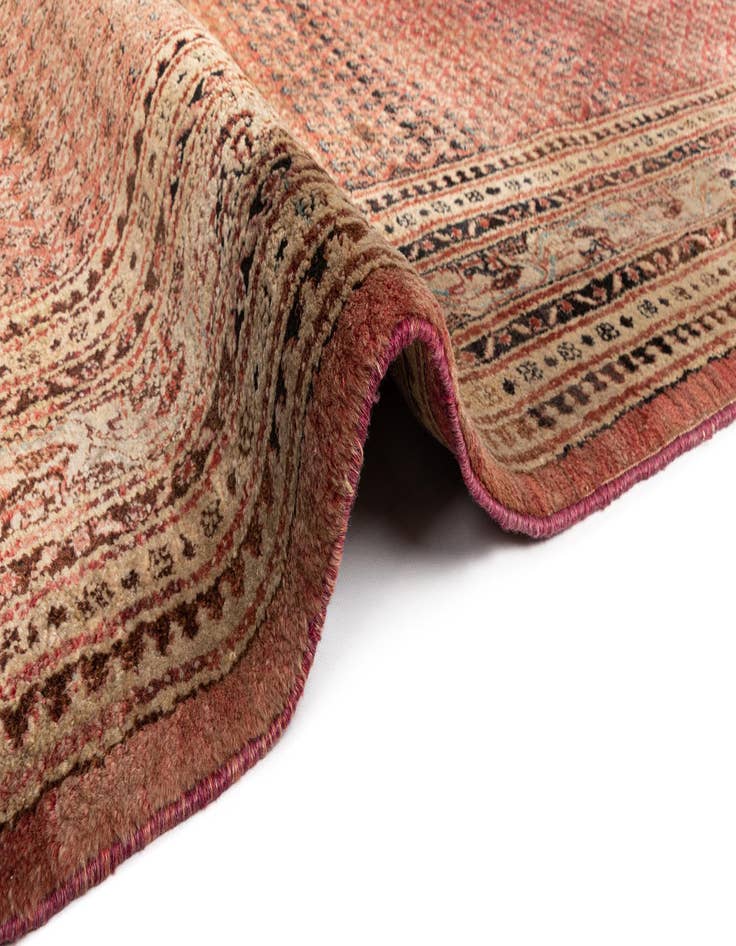 Detail image of 8' 2 x 10' 4 Mir Wool Rug