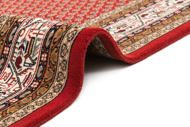 Detail image of 5' 9 x 7' 8 Hand Knotted Mir Wool Rug