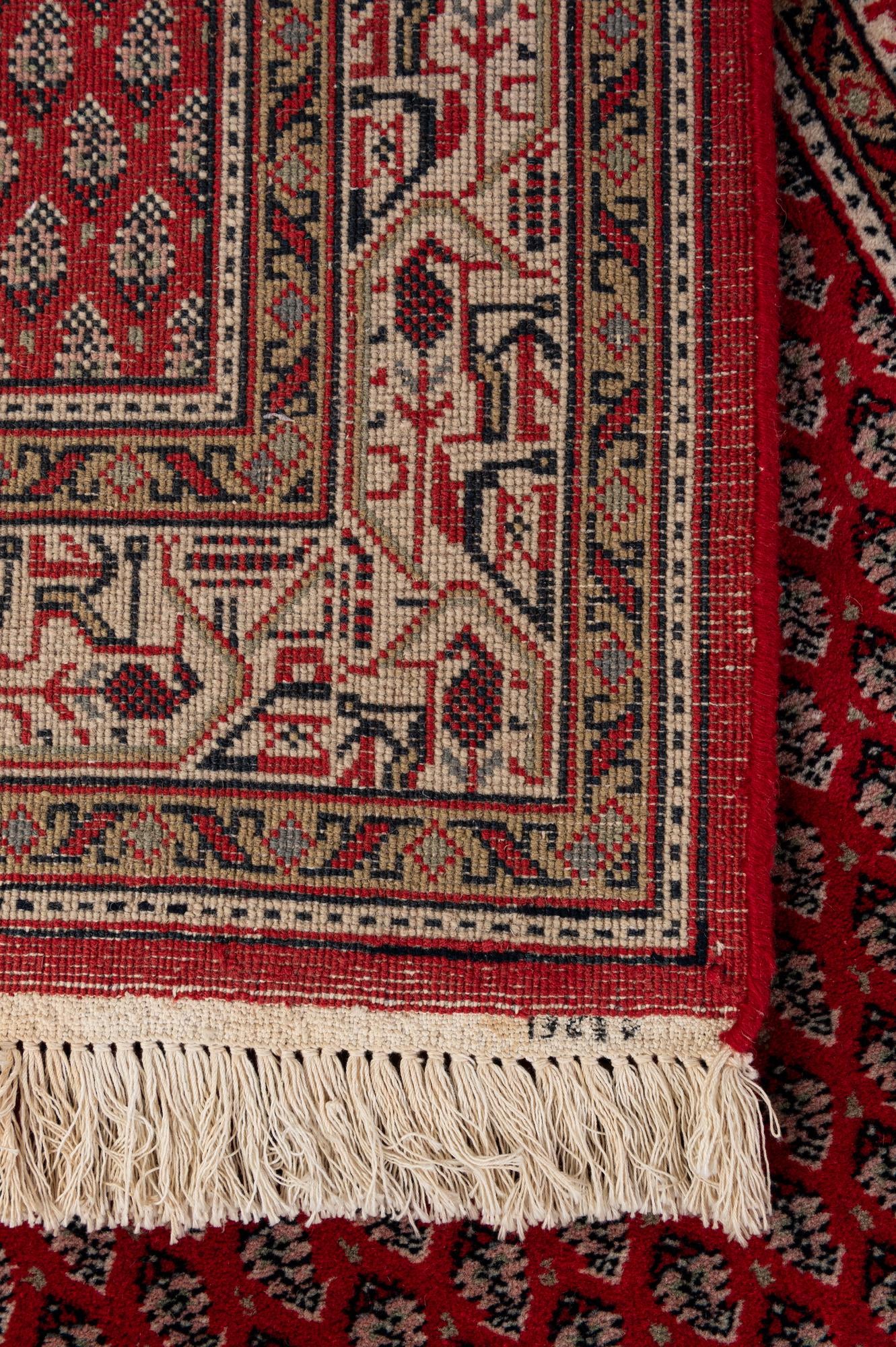 2' 11 x 5' 2 Hand Knotted Mir Wool Rug