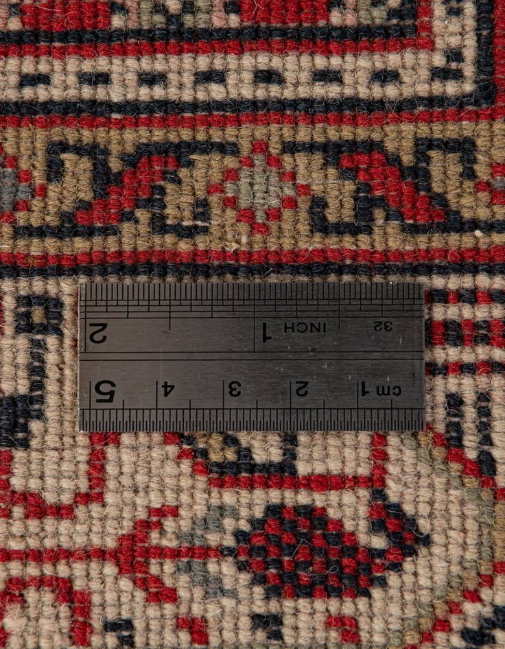 Detail image of 2' 11 x 5' 2  Hand Knotted Mir Wool Rug