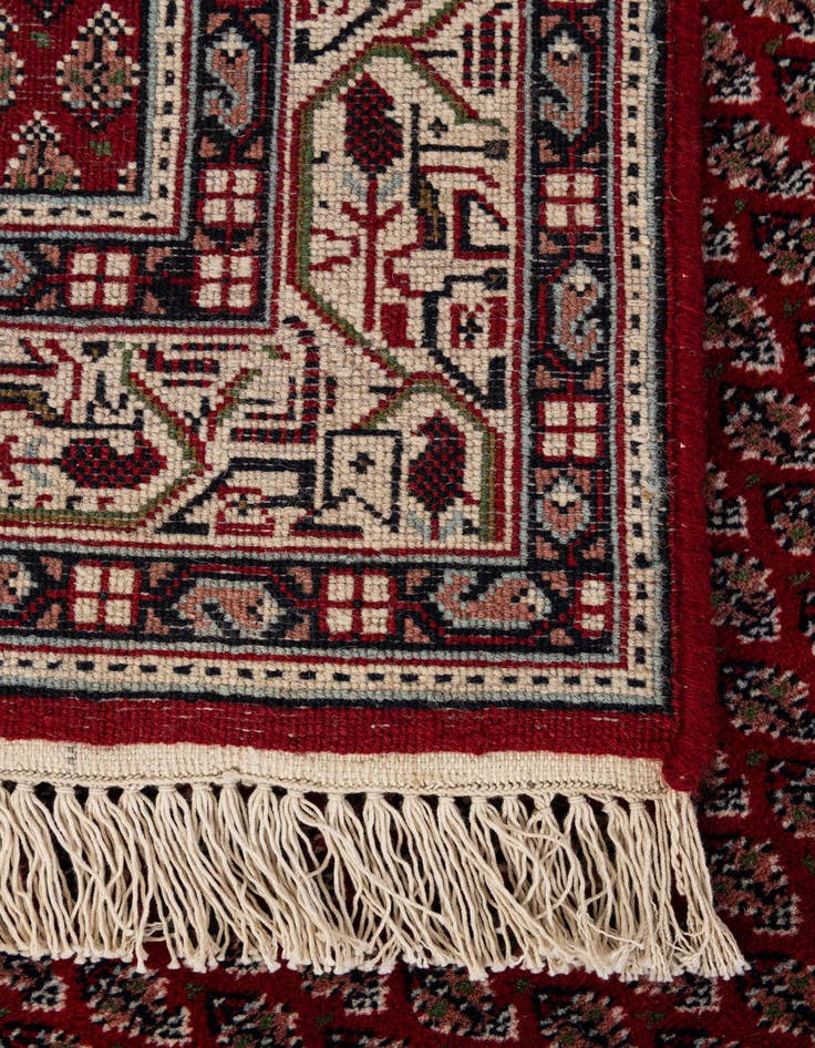 Detail image of 2' 11 x 5' 3  Hand Knotted Mir Wool Rug