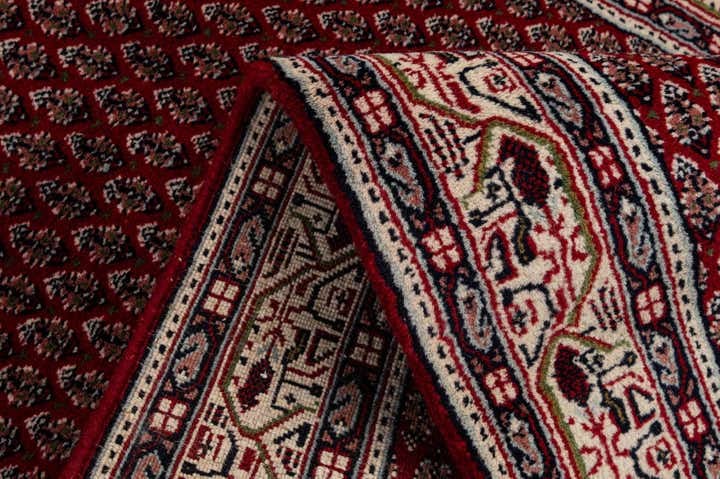 2' 11 x 5' 3 Hand Knotted Mir Wool Rug