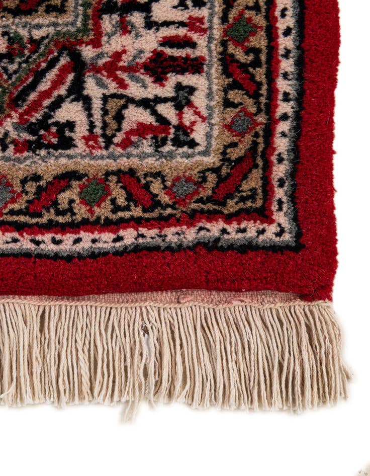 Detail image of 3' 2 x 5'  Hand Knotted Mir Wool Rug